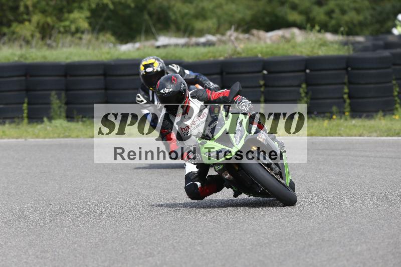 Archiv-2025/53 16.09.2025 Track Day Domi Aegerter ADR/Gruppe gelb/ohne